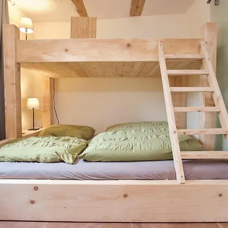 Aufschwung I Haushaelfte Fuhlendorf (Mecklenburg-Vorpommern)